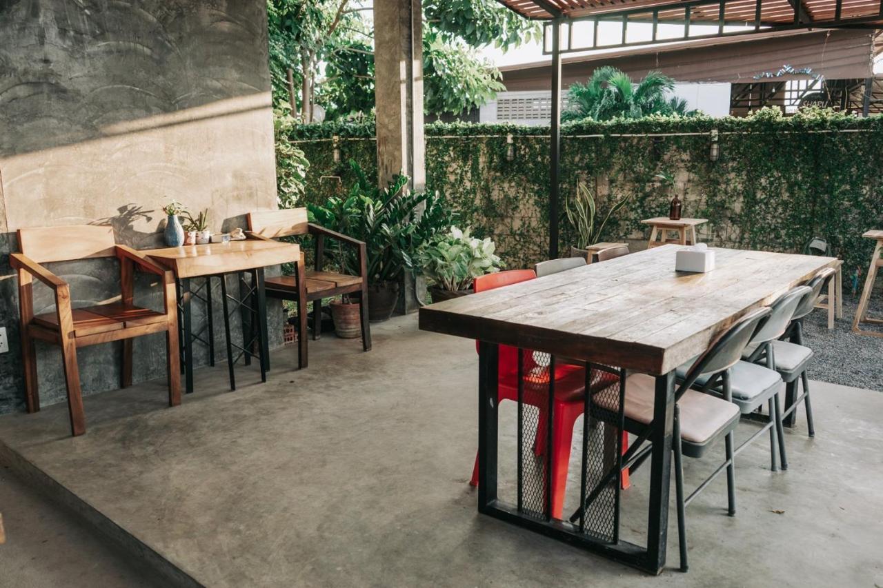 Yoji House And Cafe Hostel Ban Wiang Εξωτερικό φωτογραφία